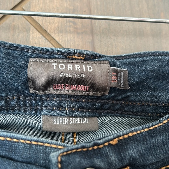 Torrid tall dark stretch jeans - Picture 2 of 3